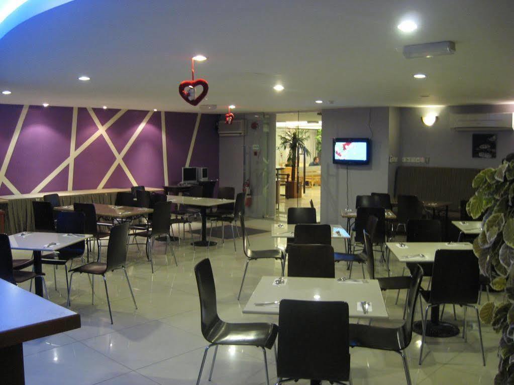 Casuarina Hotel Kota Kinabalu Exterior photo